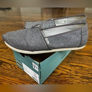 TOMS Alpargata Glitter canvass shoes size 7.5